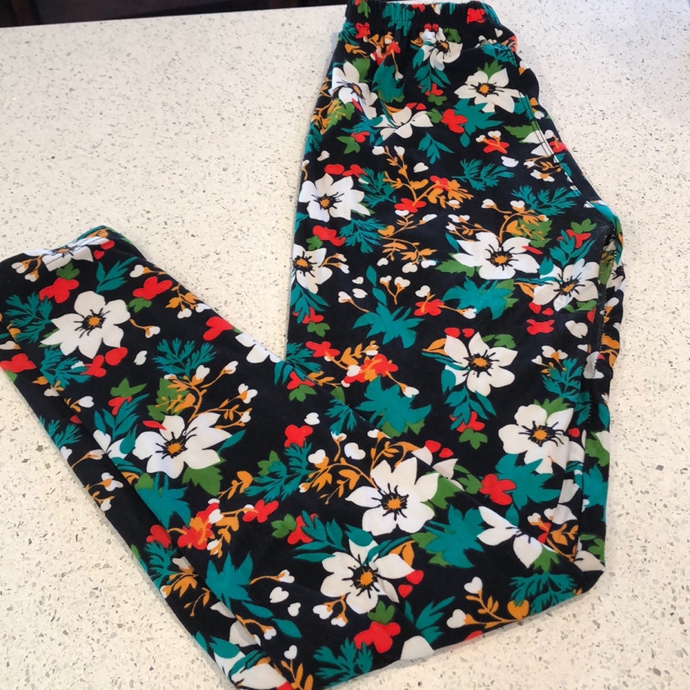 Agnes and Dora S/M leggings. WORN ONCE.